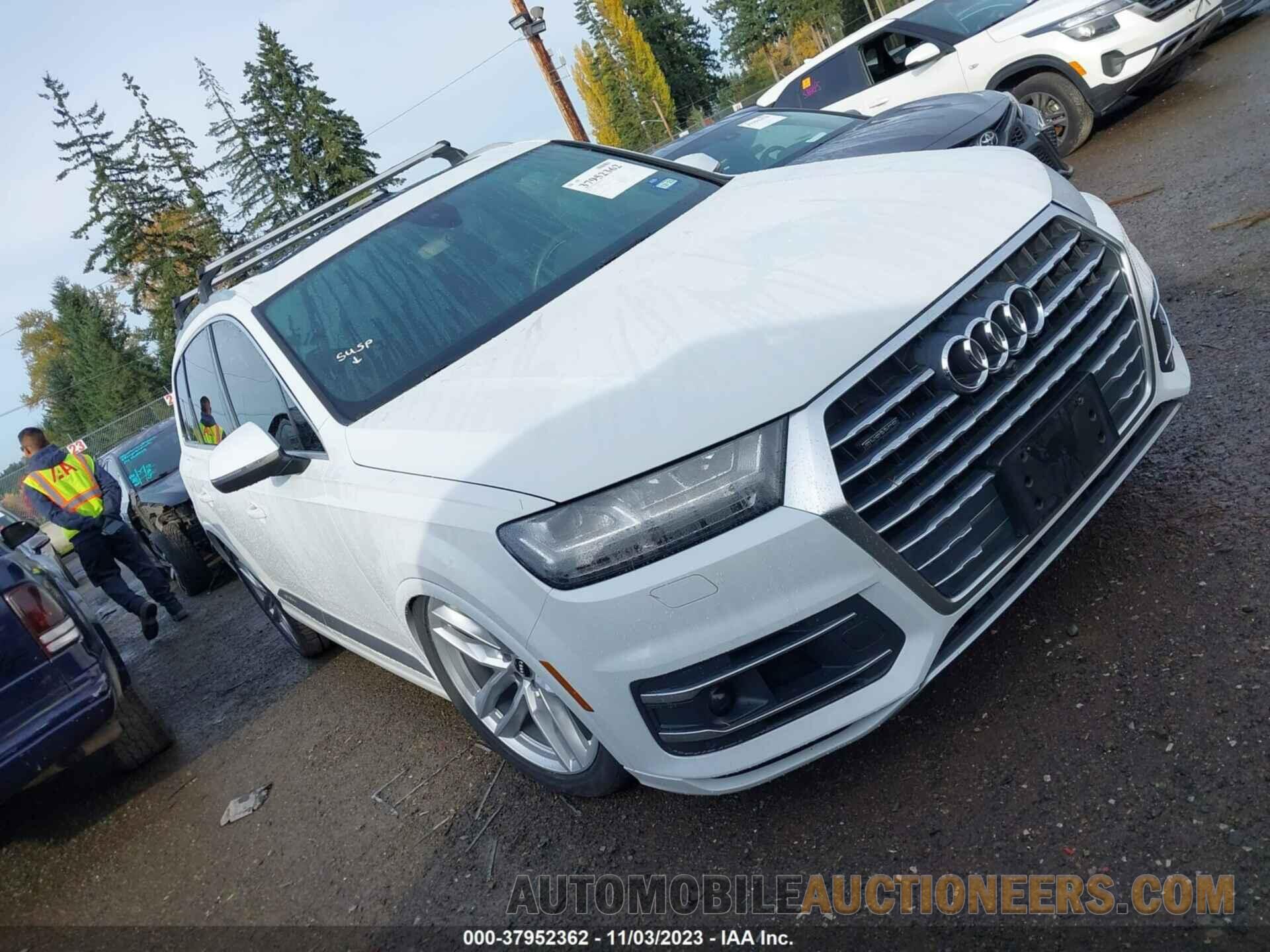 WA1VAAF77JD053165 AUDI Q7 2018