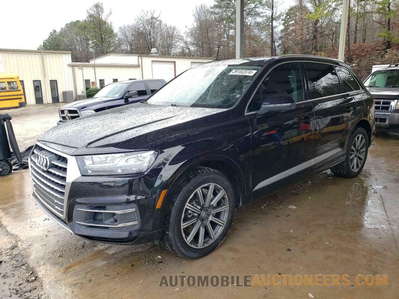 WA1VAAF78HD002462 AUDI Q7 2017