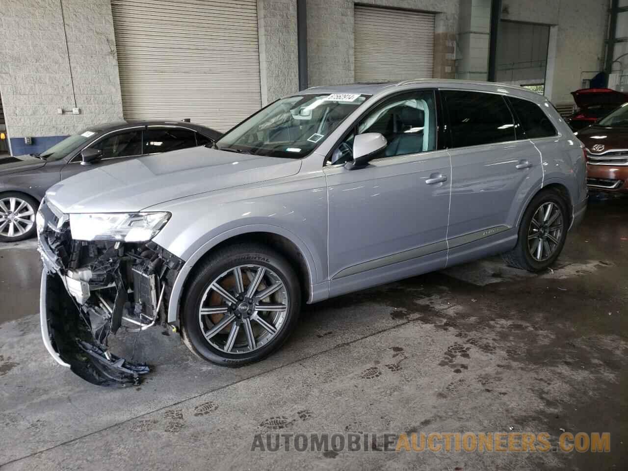 WA1VAAF78HD003756 AUDI Q7 2017