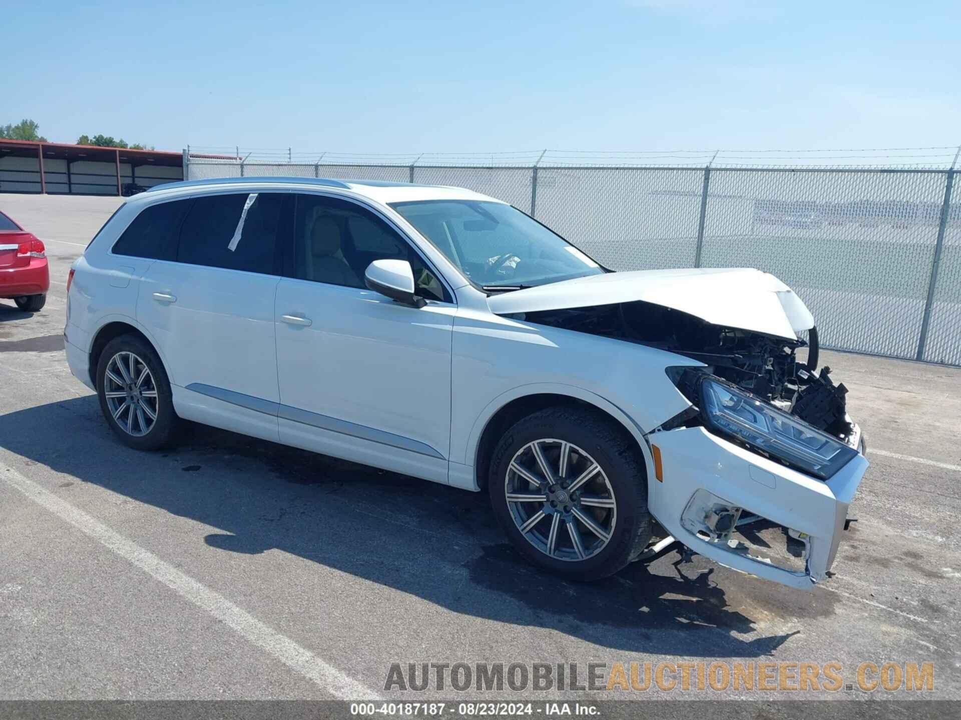 WA1VAAF78HD038894 AUDI Q7 2017