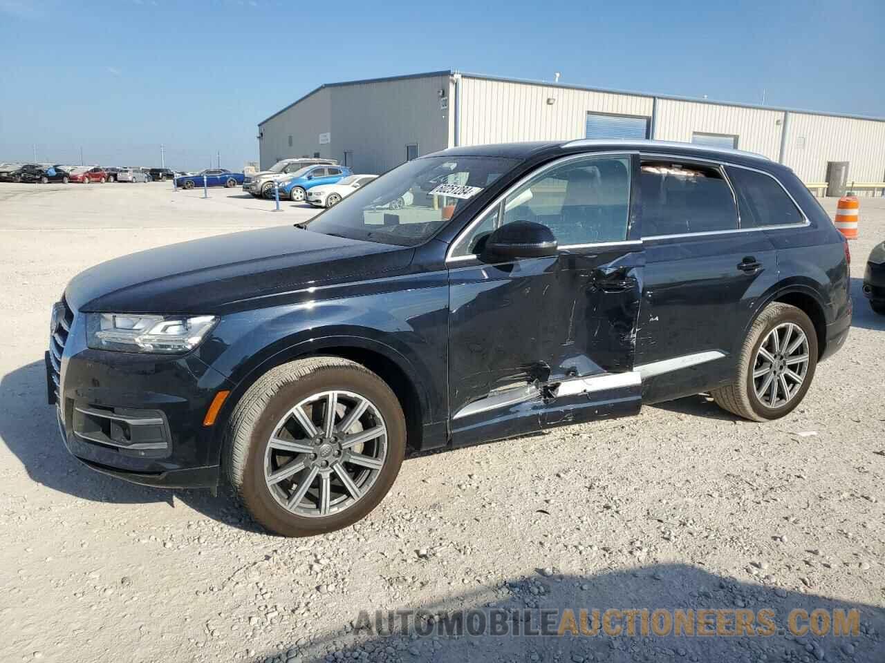 WA1VAAF78HD043478 AUDI Q7 2017