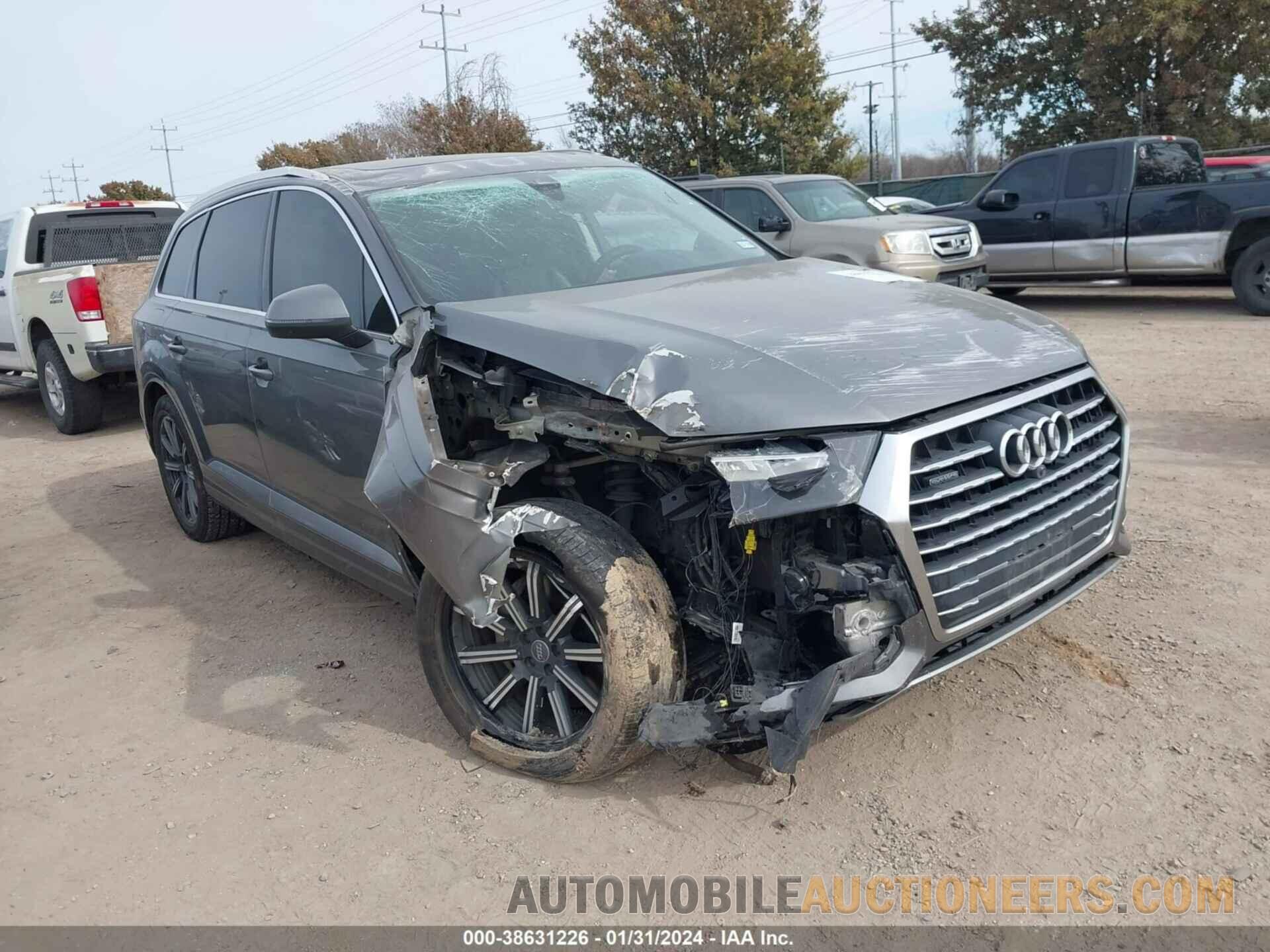 WA1VAAF79HD002678 AUDI Q7 2017