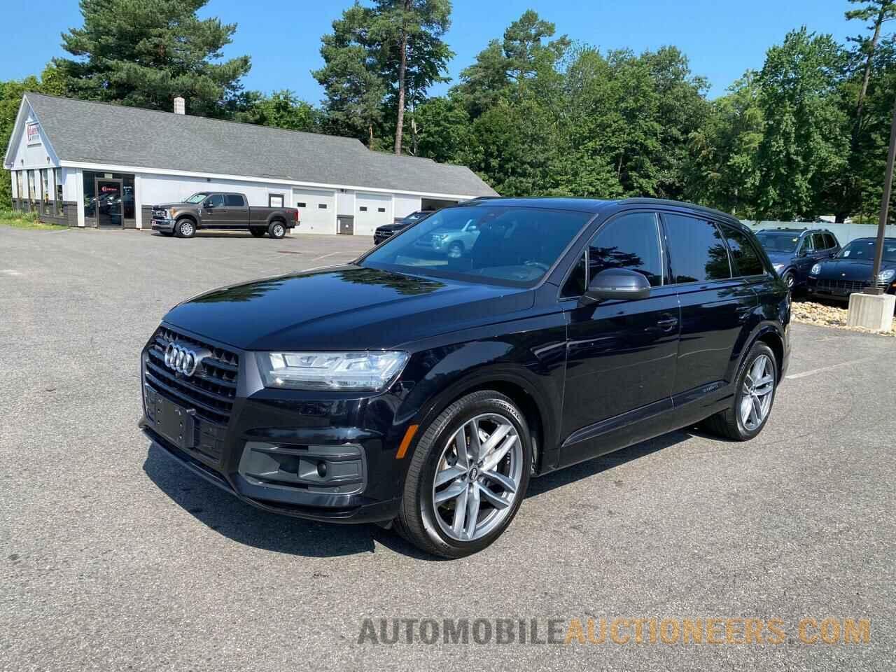 WA1VAAF79HD026656 AUDI Q7 2017