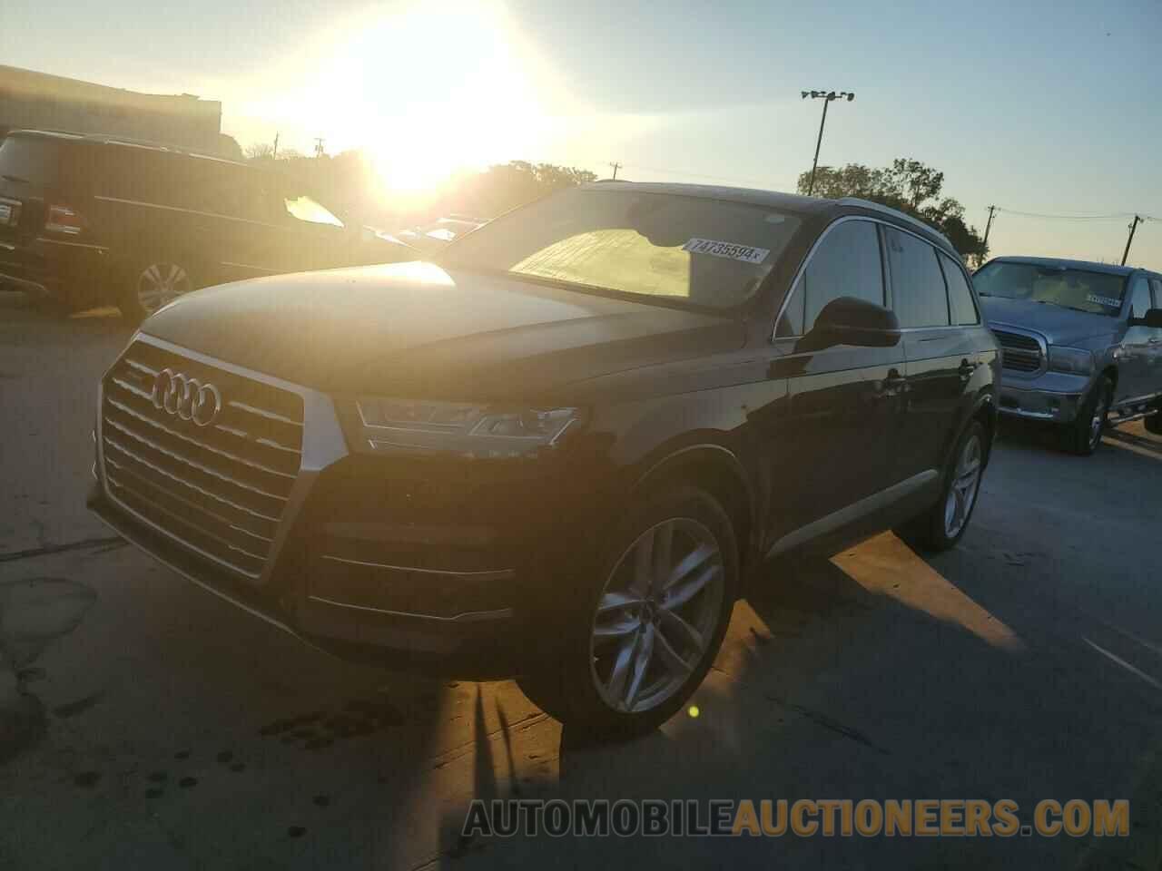 WA1VAAF79HD032151 AUDI Q7 2017