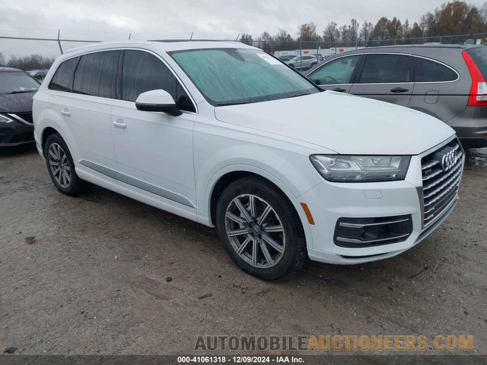 WA1VAAF79HD040377 AUDI Q7 2017