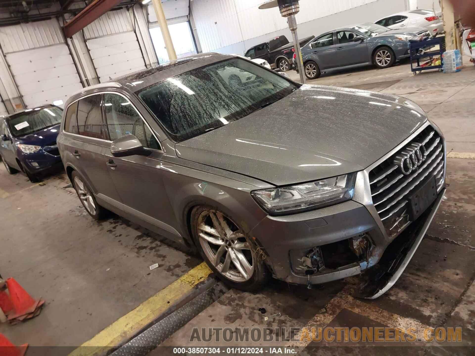 WA1VAAF7XHD048830 AUDI Q7 2017