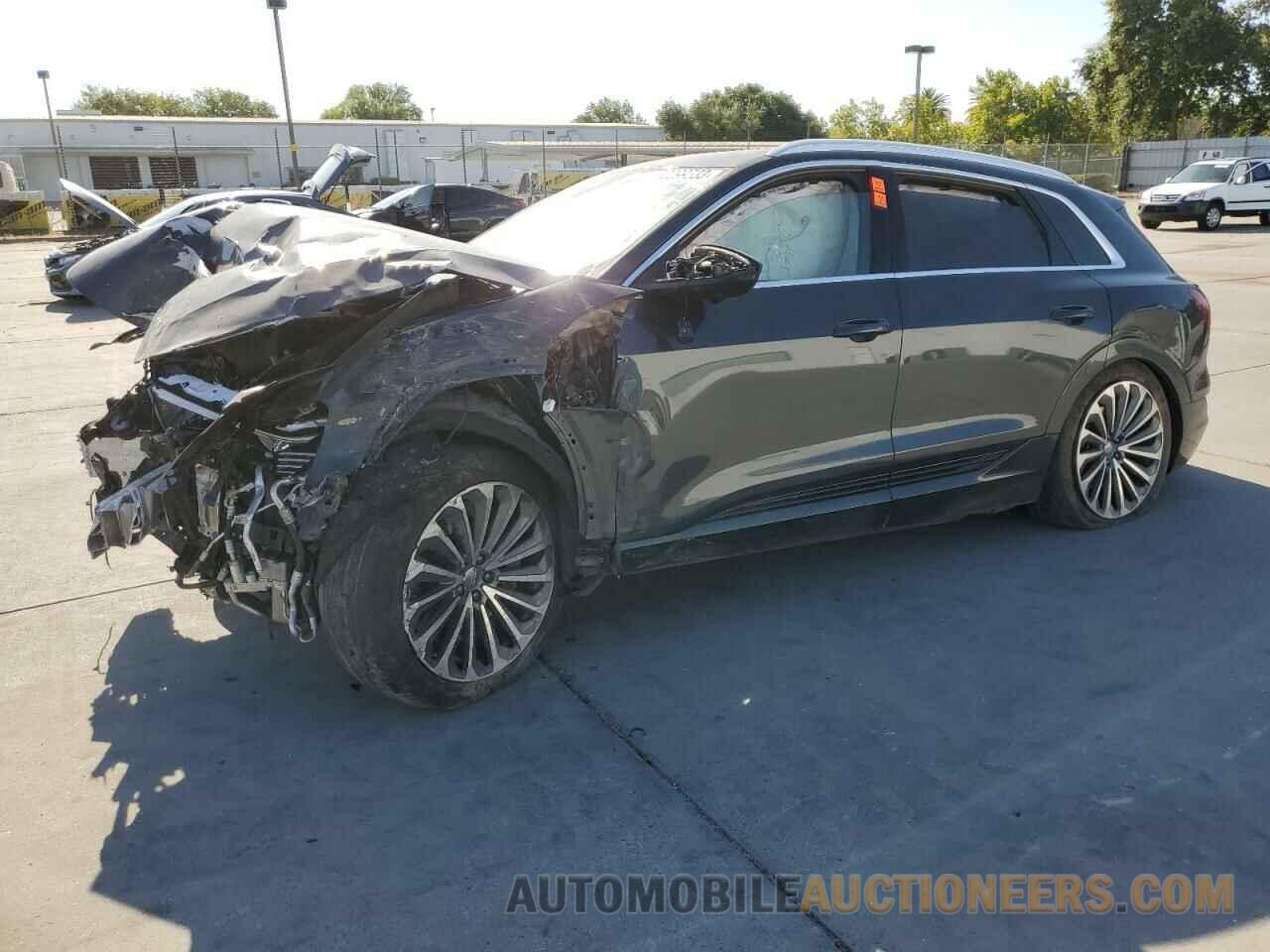 WA1VABGE0KB021786 AUDI E-TRON 2019