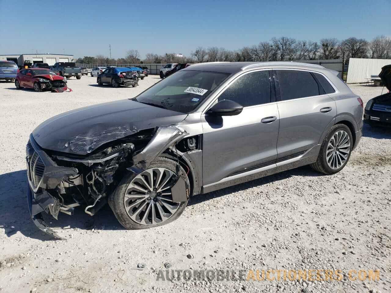 WA1VABGE2KB013964 AUDI E-TRON 2019