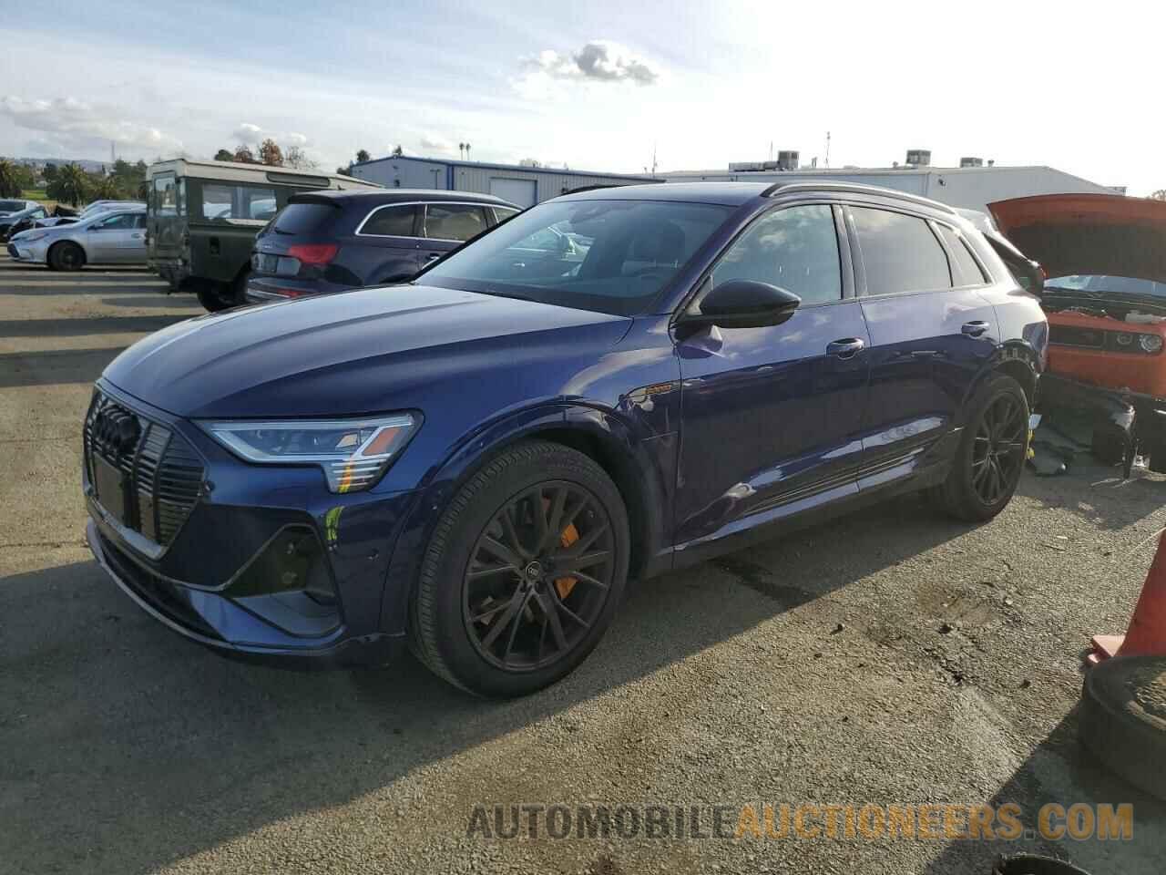 WA1VABGE8NB035861 AUDI E-TRON CHR 2022