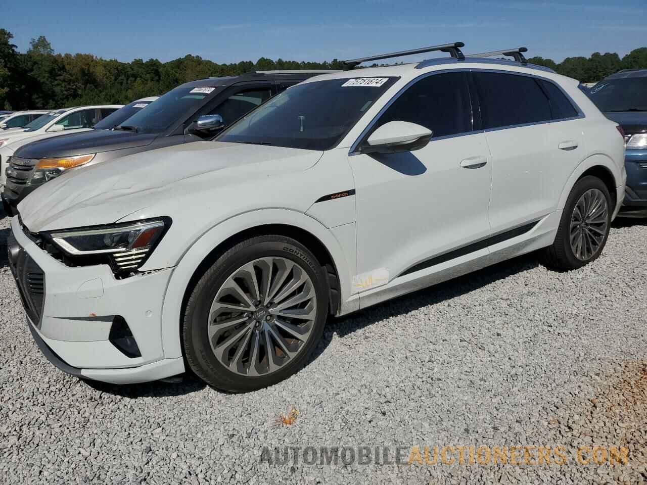 WA1VABGEXKB021715 AUDI E-TRON 2019