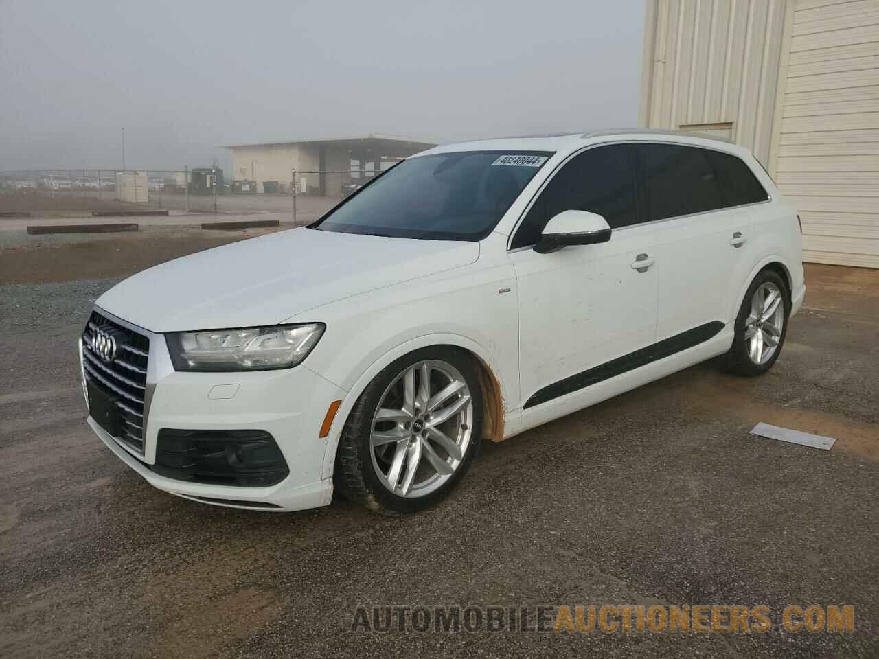 WA1WAAF75HD045256 AUDI Q7 2017