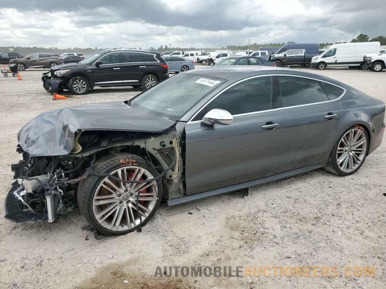 WAU2FAFC9JN015516 AUDI S7-RS7 2018