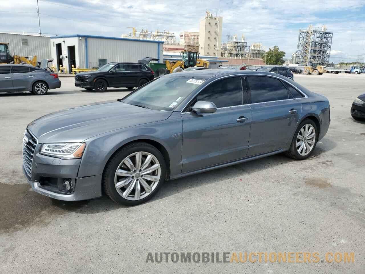 WAU44AFD0JN000586 AUDI A8 2018