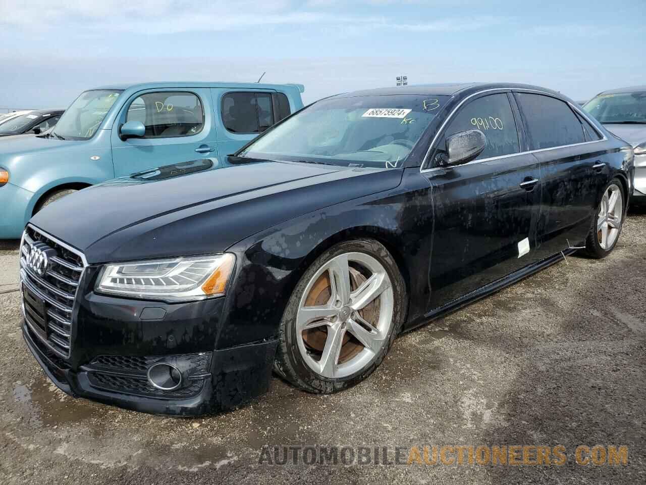 WAU44AFD0JN000782 AUDI A8 2018