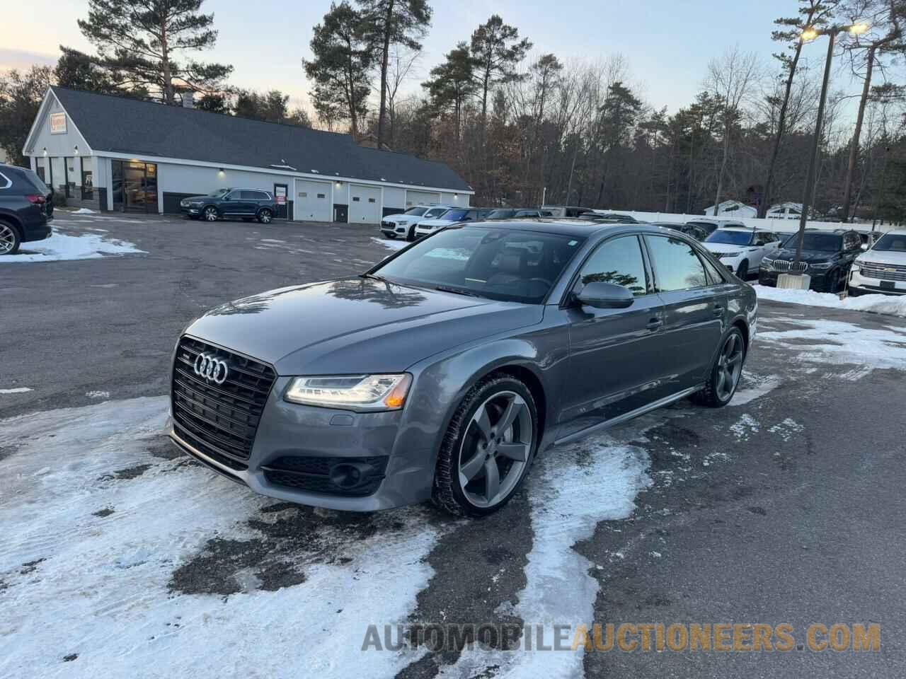 WAU44AFD1JN000497 AUDI A8 2018