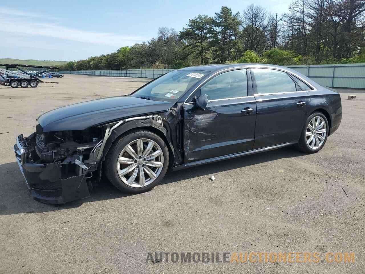 WAU44AFD2HN021045 AUDI A8 2017