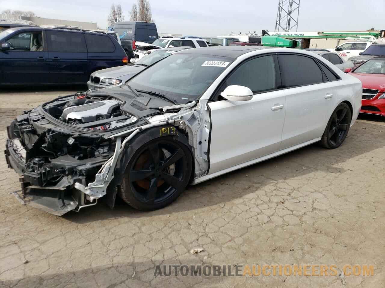 WAU44AFD2JN000718 AUDI A8 2018