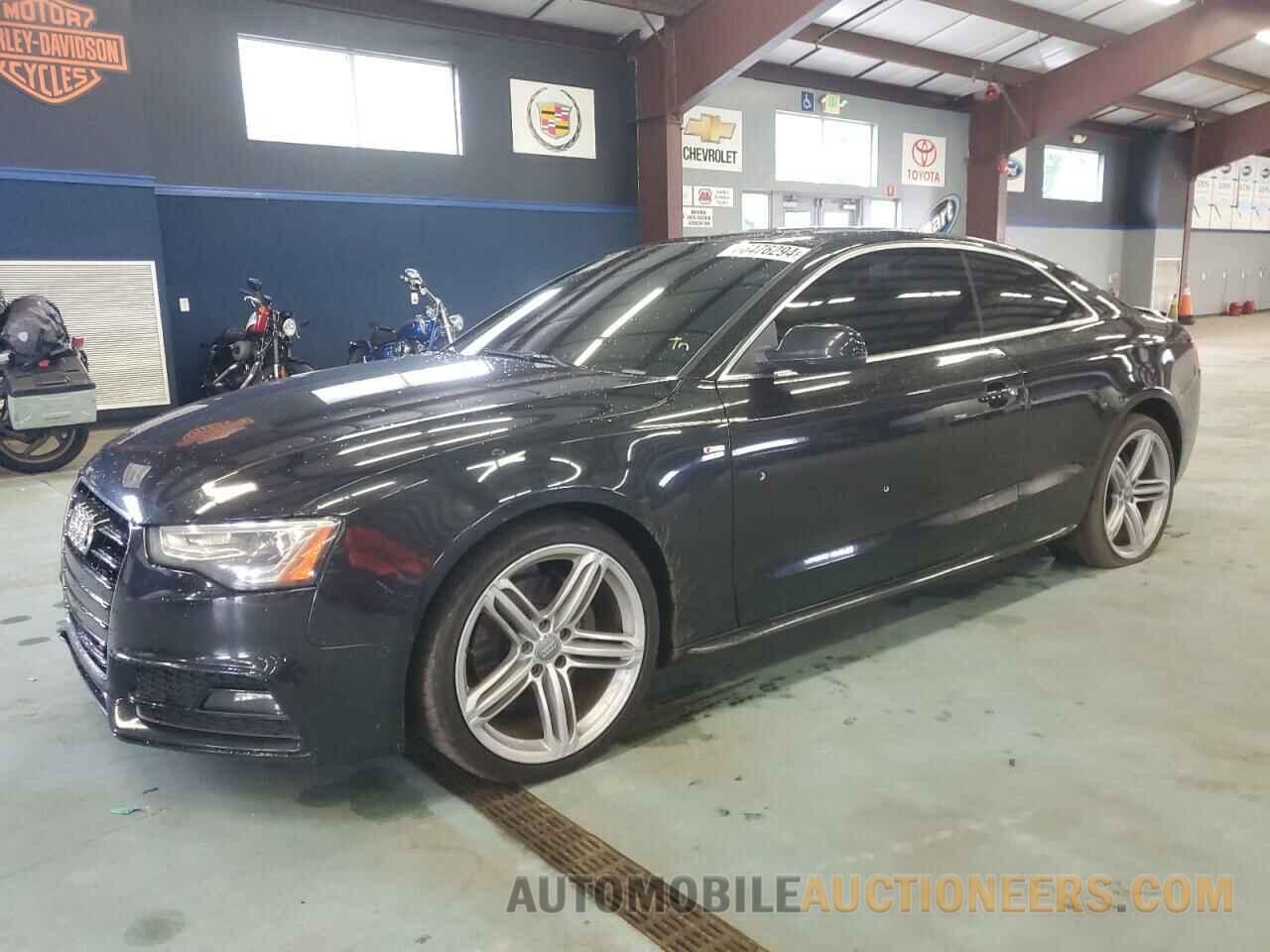 WAU4FAFR2DA017875 AUDI A5 2013