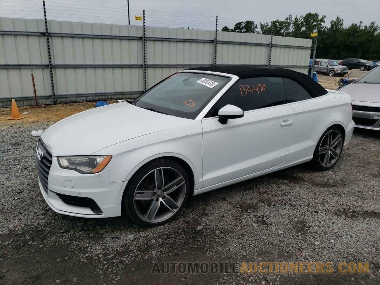 WAU5CLFF9F1032326 AUDI A3 2015