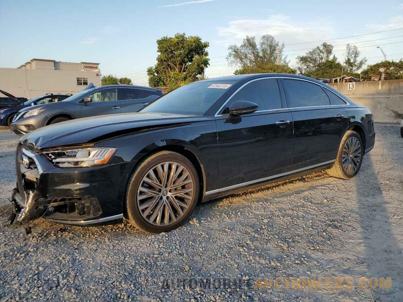 WAU8DBF86KN017839 AUDI A8 2019