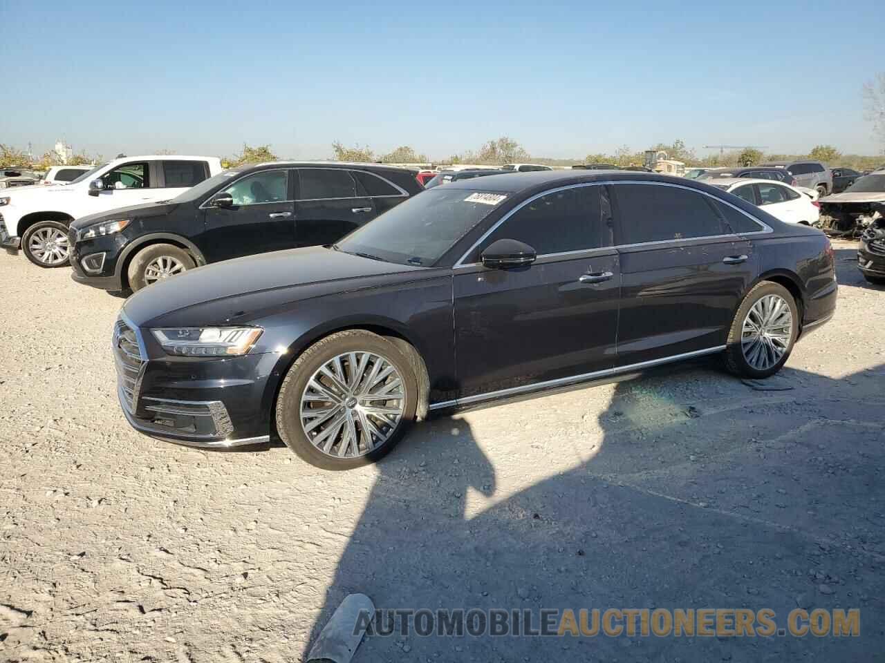 WAU8DBF89KN007595 AUDI A8 2019