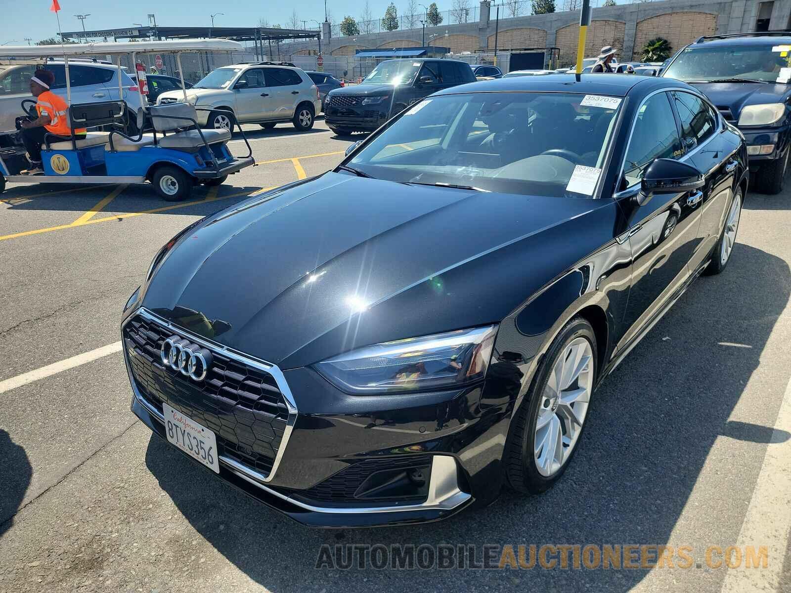 WAUABCF56MA001797 Audi A5 Sportback 2021