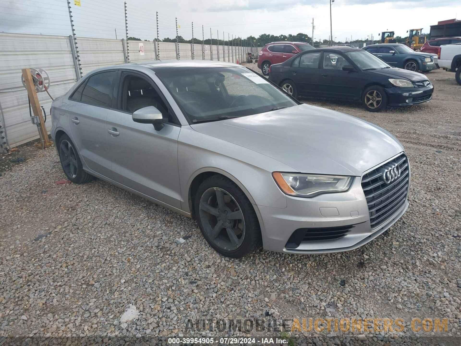 WAUACGFF1F1135083 AUDI A3 2015