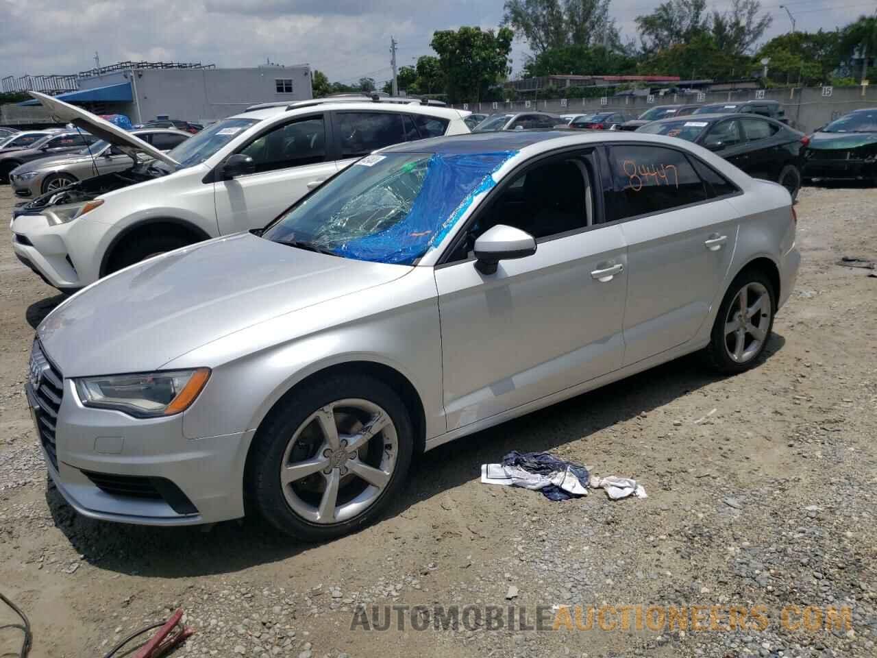 WAUACGFF8F1011019 AUDI A3 2015