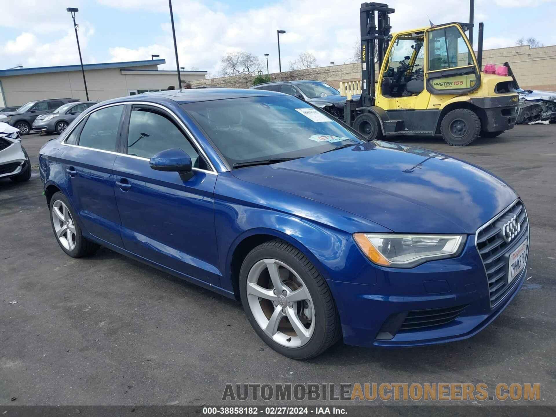 WAUACGFF8F1012414 AUDI A3 2015