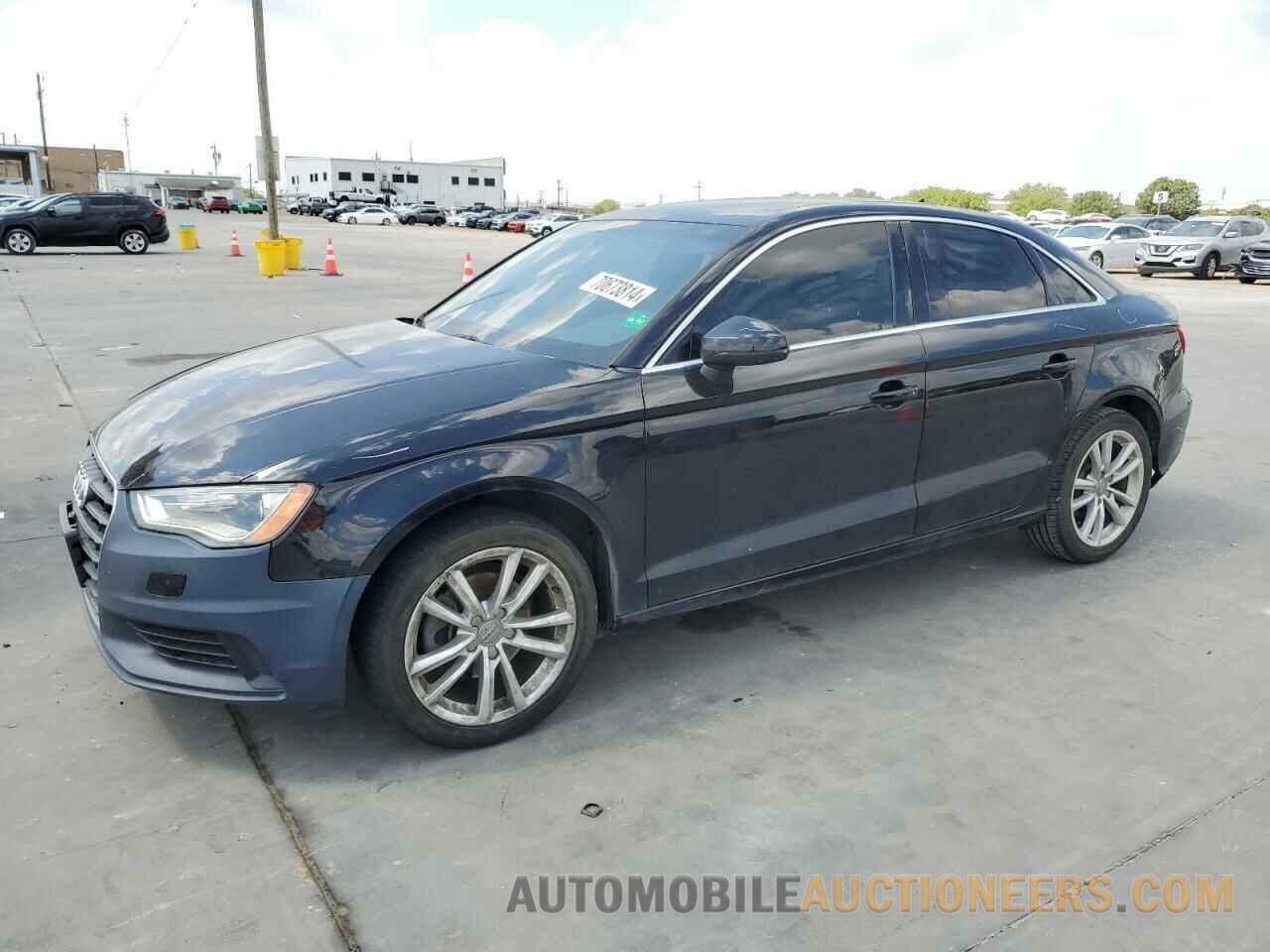 WAUAJGFFXF1029592 AUDI A3 2015