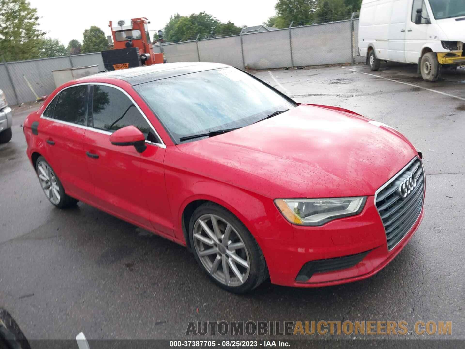 WAUAJGFFXF1073320 AUDI A3 2015