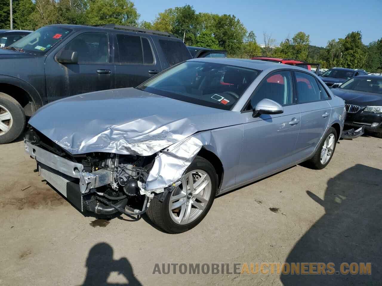 WAUANAF41HN032909 AUDI A4 2017