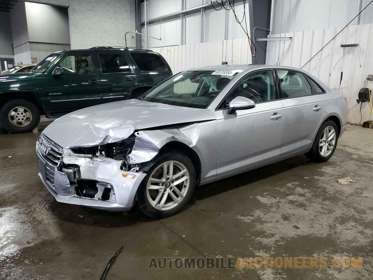 WAUANAF47HN020019 AUDI A4 2017