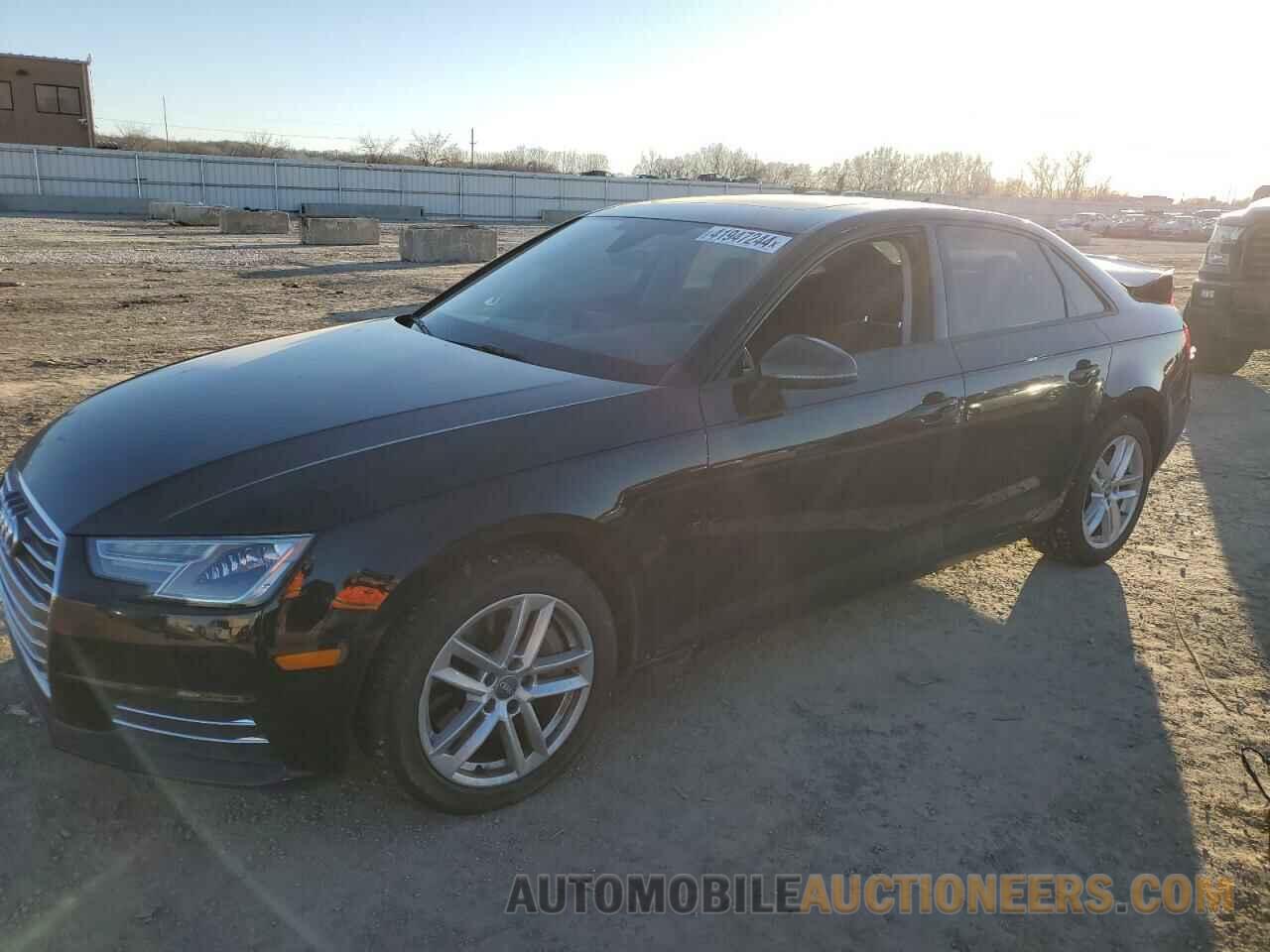 WAUANAF49HN044032 AUDI A4 2017