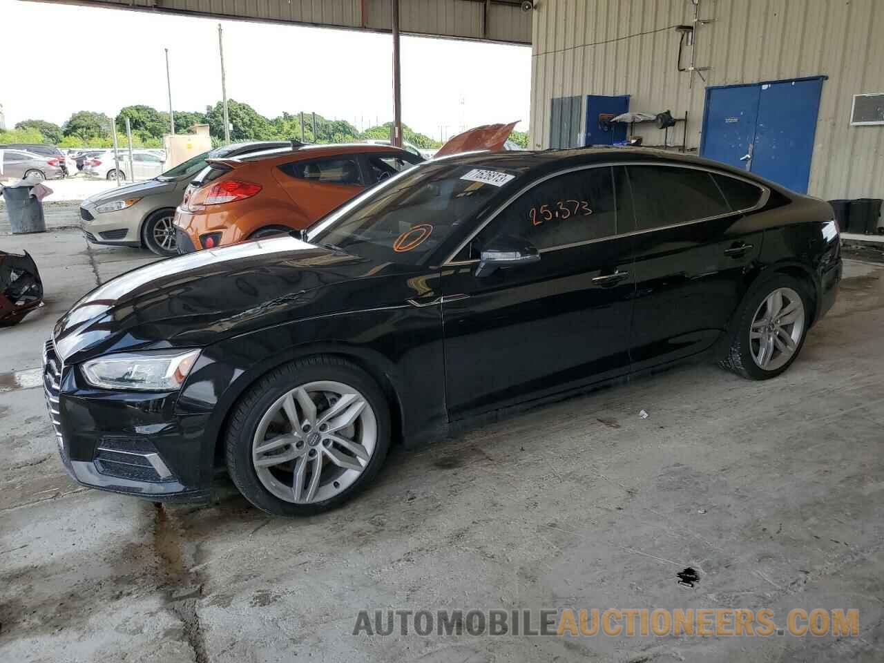 WAUANCF50KA068853 AUDI A5 2019