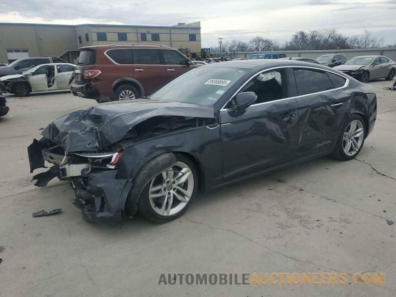 WAUANCF51KA057568 AUDI A5 2019