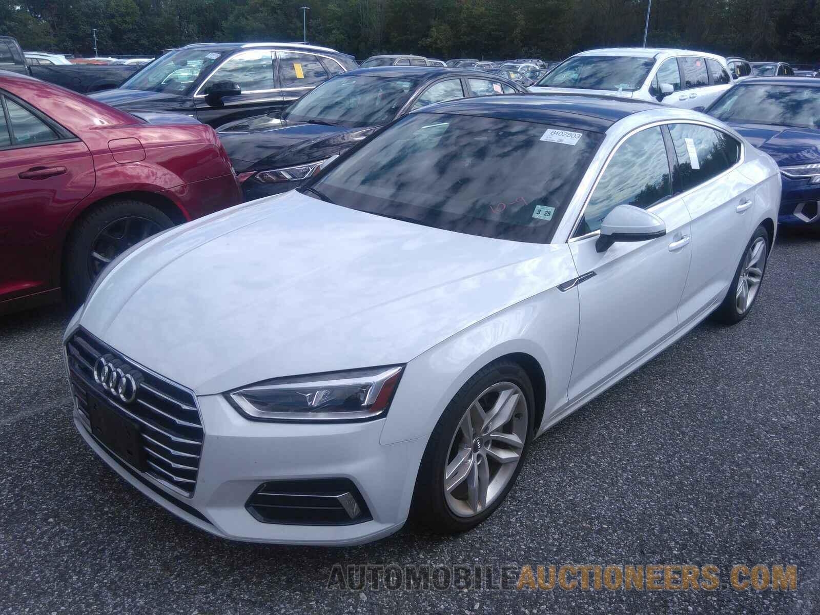 WAUANCF59KA100179 Audi A5 Sportback 2019