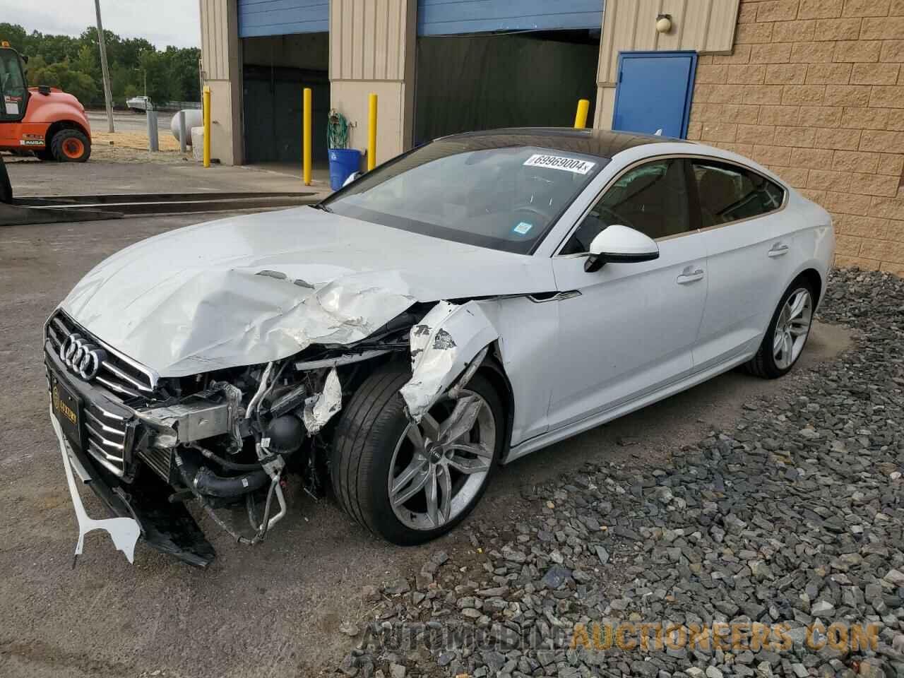 WAUANCF5XKA094974 AUDI A5 2019