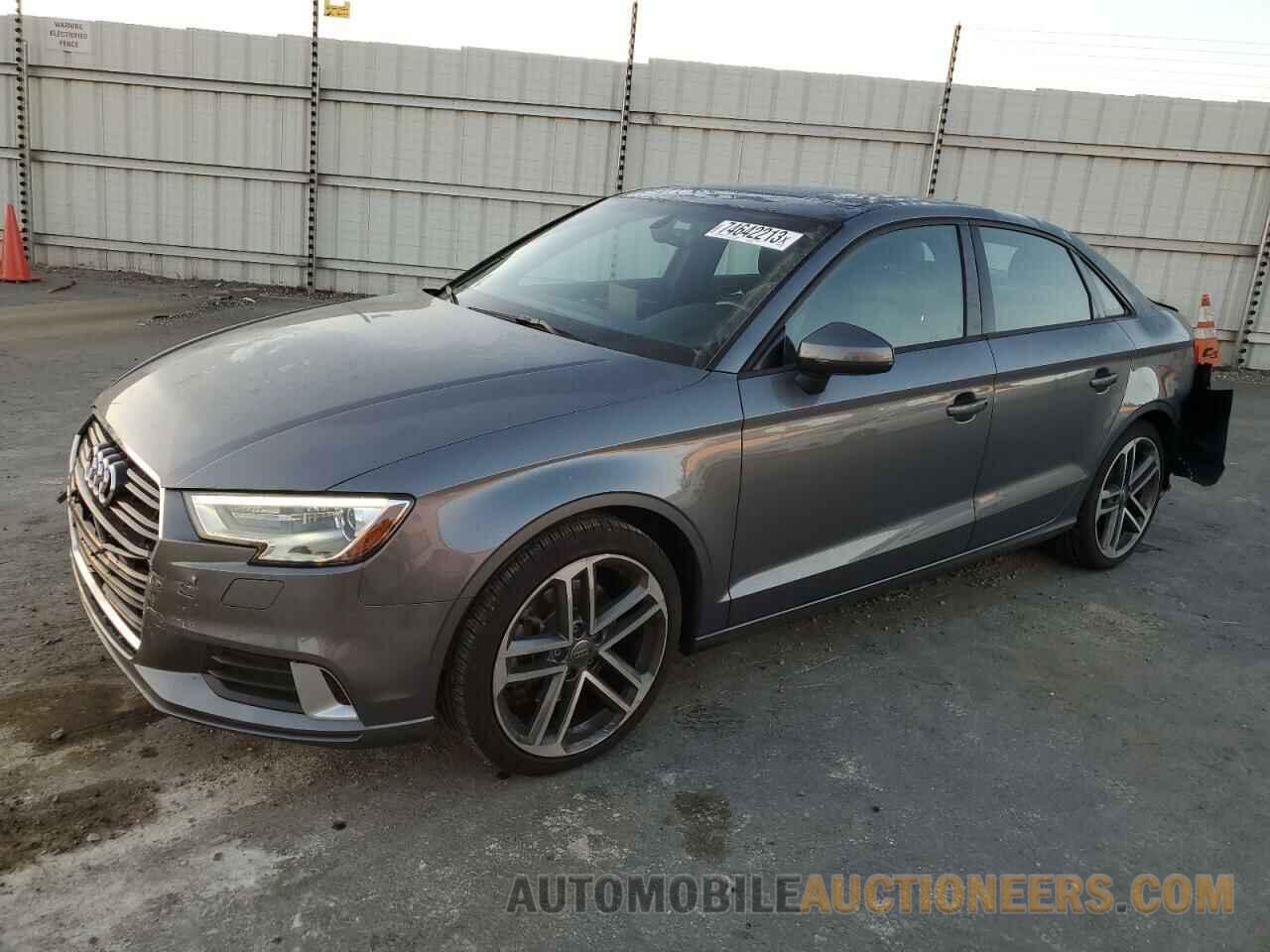 WAUAUGFF0H1026050 AUDI A3 2017