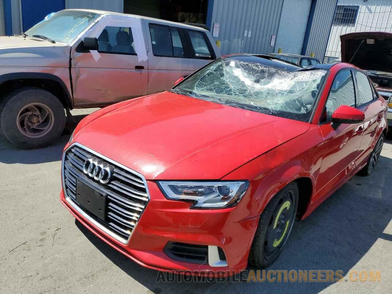 WAUAUGFF0H1033497 AUDI A3 2017