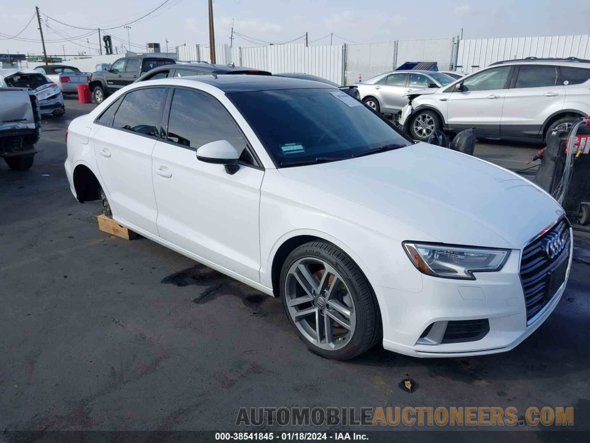 WAUAUGFF0H1034911 AUDI A3 2017