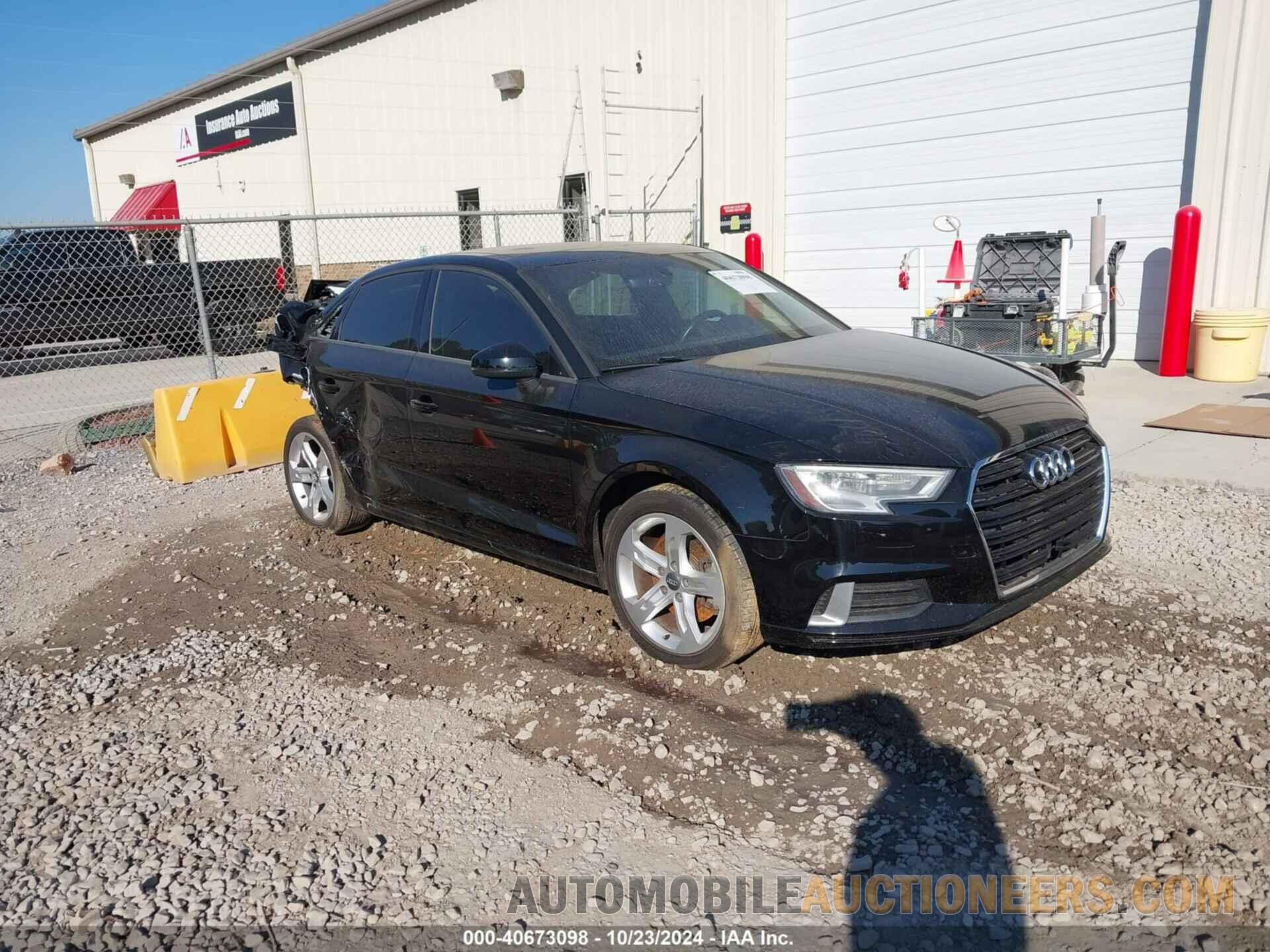 WAUAUGFF0H1055547 AUDI A3 2017