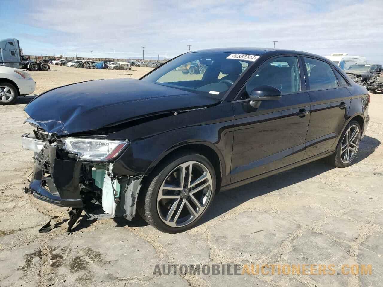 WAUAUGFF0H1073272 AUDI A3 2017