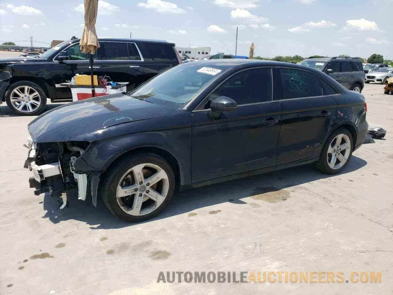 WAUAUGFF0J1059572 AUDI A3 2018