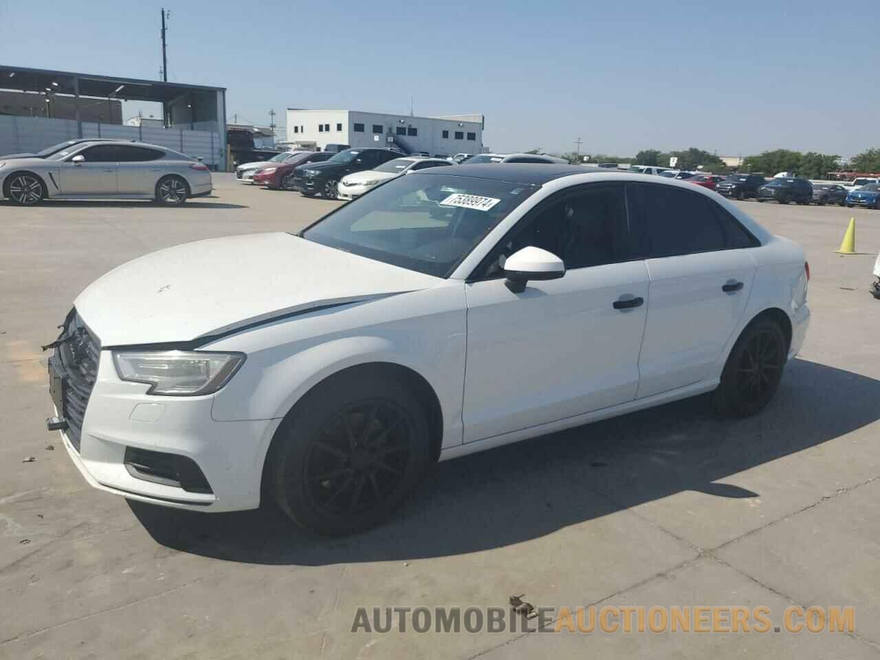 WAUAUGFF1H1026316 AUDI A3 2017