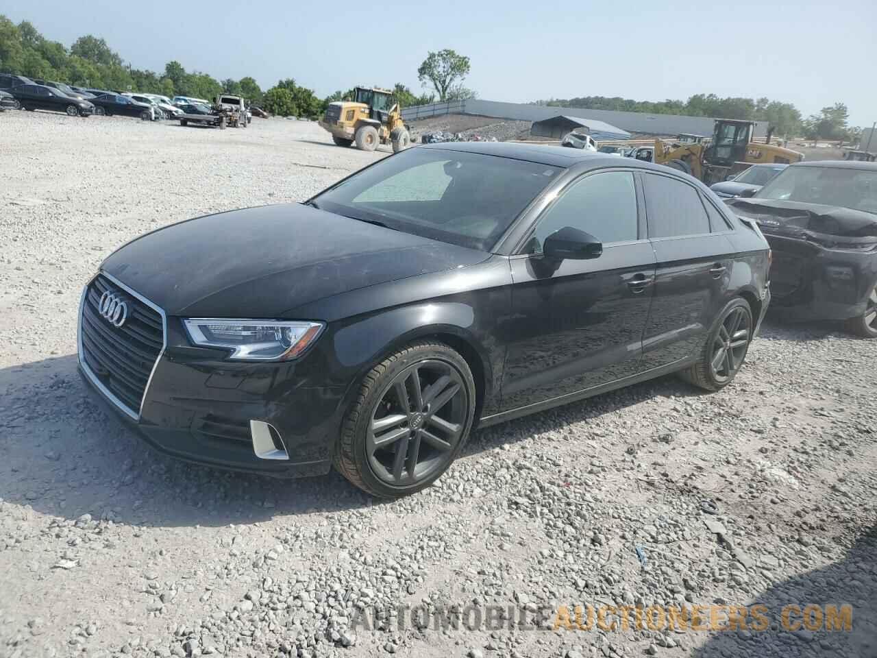 WAUAUGFF1H1044217 AUDI A3 2017