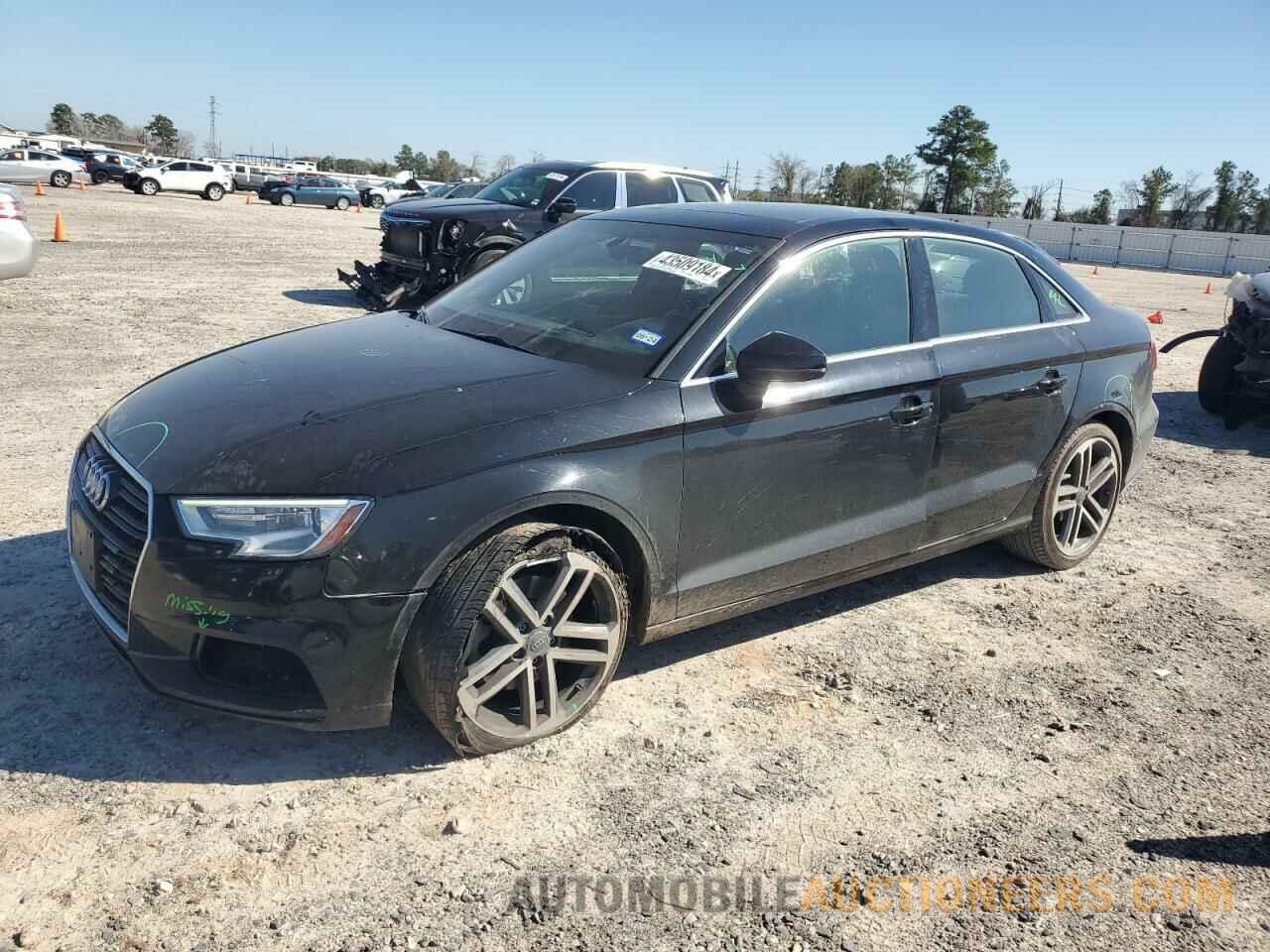 WAUAUGFF1K1011743 AUDI A3 2019