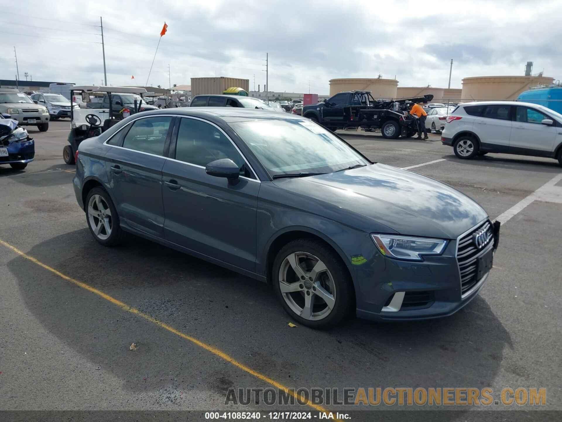 WAUAUGFF1K1011810 AUDI A3 2019