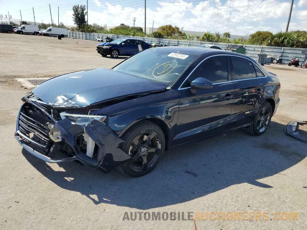 WAUAUGFF1K1012472 AUDI A3 2019