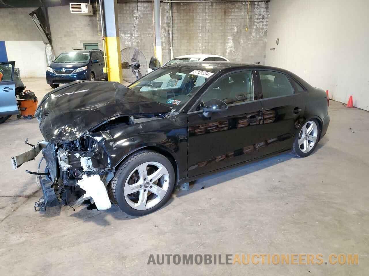 WAUAUGFF2H1037020 AUDI A3 2017